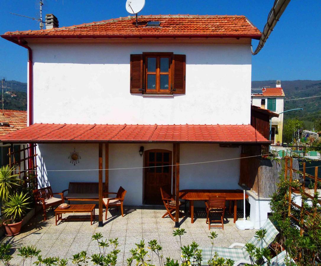 Un Posto Al Sole Villa Diano San Pietro Eksteriør billede
